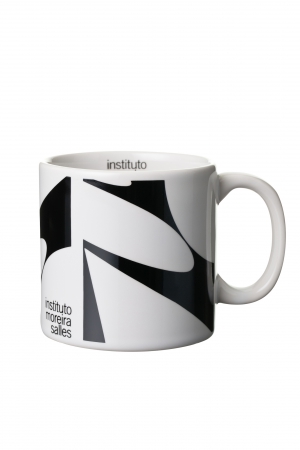 Caneca institucional preta e branca